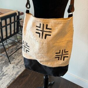 Jennie Bee shoulder bag.